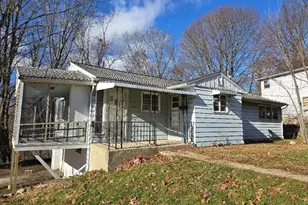 401 Farmington Ave, Waterbury, CT 06710 - Photo 1