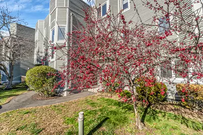 1412 Whitney Avenue #APT F3, Hamden, CT 06517 - Photo 1
