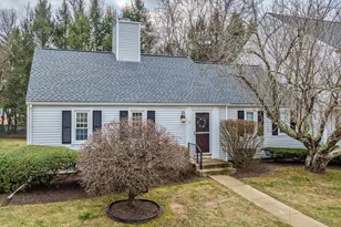 18 Patriots Square, Mansfield, CT 06250 - Photo 1