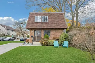 31 Wascussee Ln, Stamford, CT 06902 - Photo 1