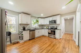 1172 Wintergreen Ave, Hamden, CT 06514 - Photo 1