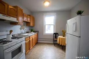 88 Riverview Ave, New London, CT 06320 - Photo 1