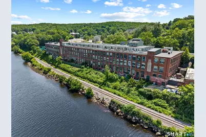 68 Thermos Avenue #110A, Norwich, CT 06360 - Photo 1