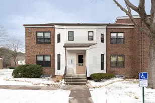 48 Wellington Dr, Farmington, CT 06032 - Photo 1