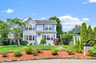 18 Kathryn Dr, Bridgeport, CT 06610 - Photo 1