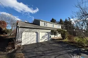 122 Cornfield Rd, Milford, CT 06461 - Photo 1