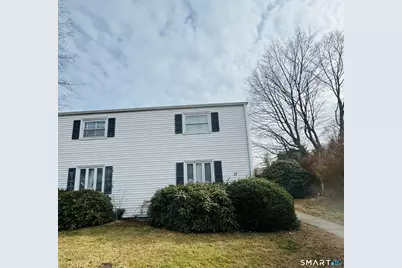 11 Trefoil Court, Fairfield, CT 06825 - Photo 1