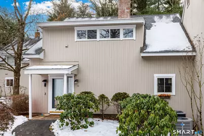 10 Pepperidge Court #10, Simsbury, CT 06070 - Photo 1