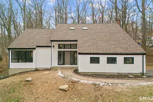 108 Ferndale Dr, Easton, CT 06612 - Photo 1