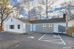 194 Hartford Rd, Manchester, CT 06040 - Photo 1