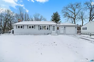 12 Dune Rd, Enfield, CT 06082 - Photo 1