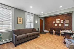 32 Trumbull St, New Haven, CT 06511 - Photo 1