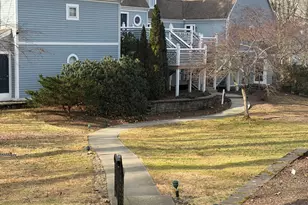 1114 Old Pond Ln, Norwich, CT 06360 - Photo 1