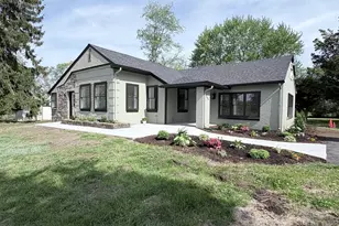 220 West Rd, Colchester, CT 06415 - Photo 1