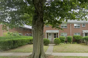 137 Franklin Rd, Hamden, CT 06517 - Photo 1