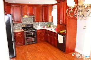 30 Grove Pl, Danbury, CT 06810 - Photo 1