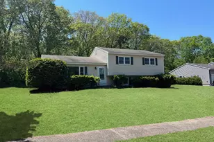 132 Walkley Dr, Southington, CT 06489 - Photo 1