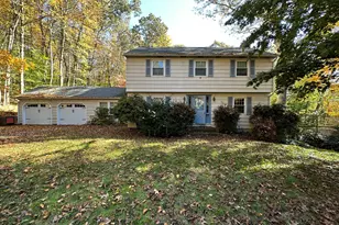 26 S Glenwoods Rd, Ledyard, CT 06335 - Photo 1