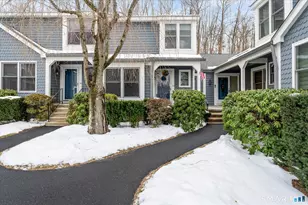 115 Fawn Ridge Ln, Norwalk, CT 06851 - Photo 1