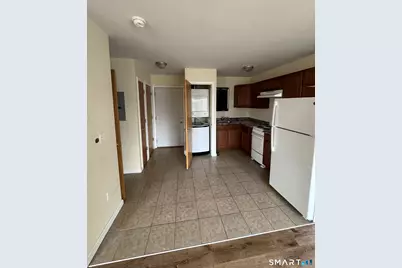 4 Warwick Street #APT 14, New Haven, CT 06513 - Photo 1