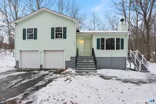 26 Edgewood Rd, Oxford, CT 06478 - Photo 1