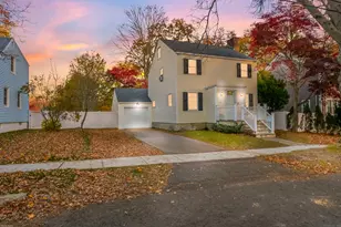 30 Winfield Dr, Stratford, CT 06615 - Photo 1