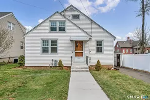 32 Silver St, Meriden, CT 06450 - Photo 1