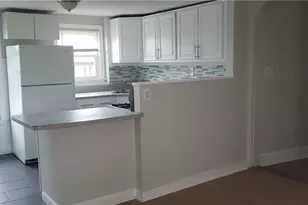 25 South End Rd, East Haven, CT 06512 - Photo 1