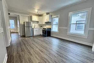 34 Hanford Ave, Bridgeport, CT 06605 - Photo 1