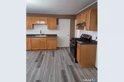 3 Botsford Street #2, Meriden, CT 06451 - Photo 4