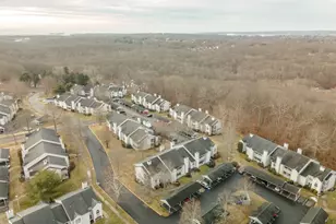 75 Crown Knoll Ct, Groton, CT 06340 - Photo 1