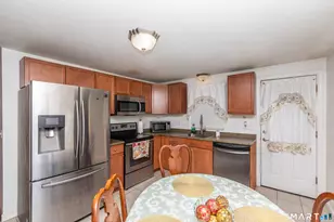 97 Benson St, New Britain, CT 06051 - Photo 8