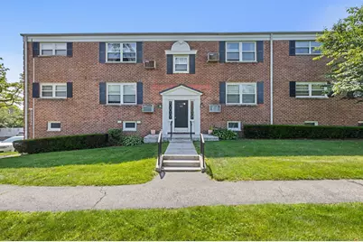 90 Strawberry Hill Avenue #3, Stamford, CT 06902 - Photo 1