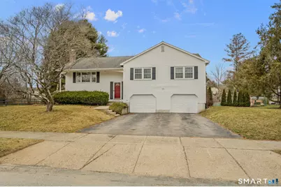 335 Judson Avenue, Groton, CT 06355 - Photo 1