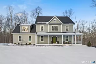 23 Greenwich Pl, Colchester, CT 06415 - Photo 1
