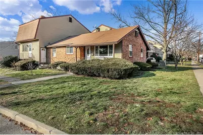 75 Van Buskirk Avenue #75, Stamford, CT 06902 - Photo 1