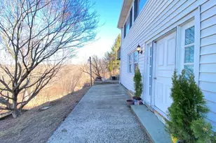 5 Hillside Dr, New Fairfield, CT 06812 - Photo 1