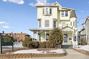 21 Holmes Ave, Waterbury, CT 06710 - Photo 1