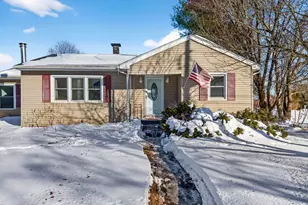 33 Parker Ave, Griswold, CT 06351 - Photo 1
