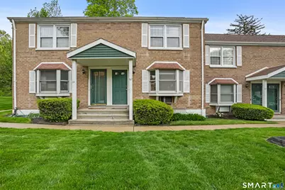 240 Sunnyridge Avenue #APT 63, Fairfield, CT 06824 - Photo 1