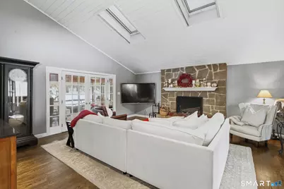 324 Old Farms Road, Simsbury, CT 06070 - Photo 10