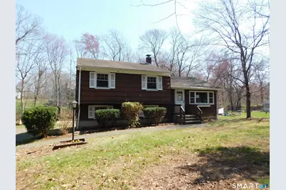 132 North Airline Road, Wallingford, CT 06492 - Photo 1
