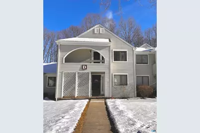 35 Nutmeg Road #Apt D1, Middlebury, CT 06762 - Photo 1