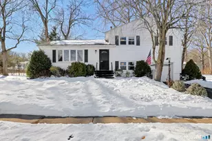 86 Lent Rd, Hamden, CT 06517 - Photo 1