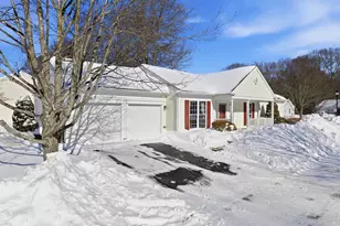 12 Beechwood Dr, Waterford, CT 06385 - Photo 1