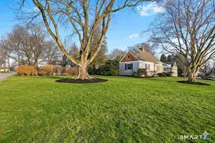 184 Rosemere Ave, Fairfield, CT 06825 - Photo 1
