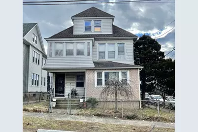 173 Coleman Street #3rd floor, Bridgeport, CT 06604 - Photo 1