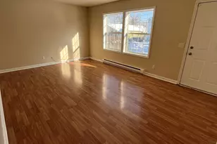 27 Thomas St, New Britain, CT 06051 - Photo 1