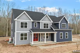 9 Twin Valley Rd, East Lyme, CT 06333 - Photo 1
