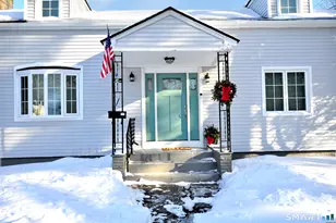 3 Curtis St, Norwich, CT 06360 - Photo 1